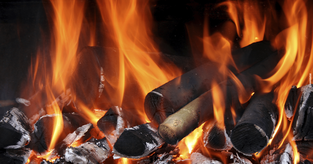 Descubra a quantidade de carvão ideal para o seu churrasco